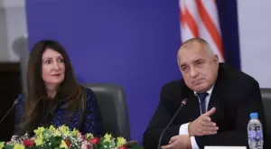 България клекнала на САЩ за 5G, за да опази "Турски поток"