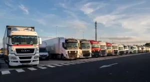 Възобновяване на товарните превози планират Франция и Великобритания