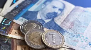 Въпреки кризата много фирми ще дават коледни бонуси