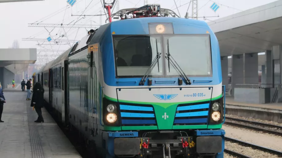 Промяната започва: Уволниха шефа на БДЖ 