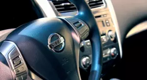 Nissan продава дела си в Daimler за 1.15 млрд. евро 