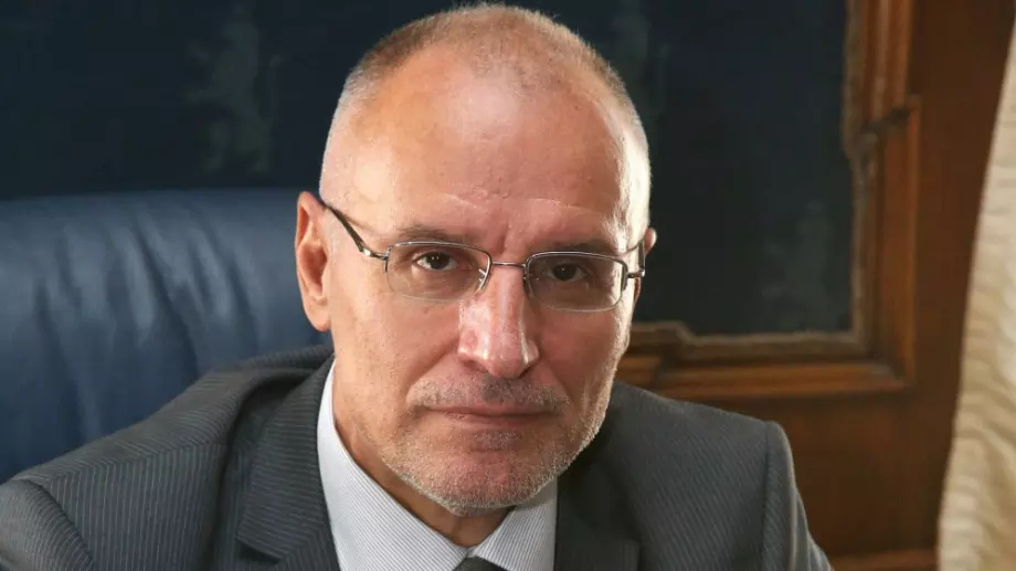 Управителят на БНБ: Всяка политическа криза има своята цена