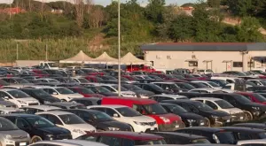 Цените на колите втора употреба скочиха с до 50% за една година 