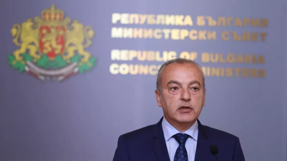 Минималната пенсия се вдига до 413 лева догодина
