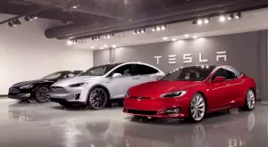 Печалбата на Tesla надмина 1 милиард долара, приходите летят