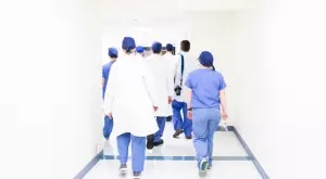 Изтичане на мозъци: Една четвърт от лекарите в България са в пенсионна възраст