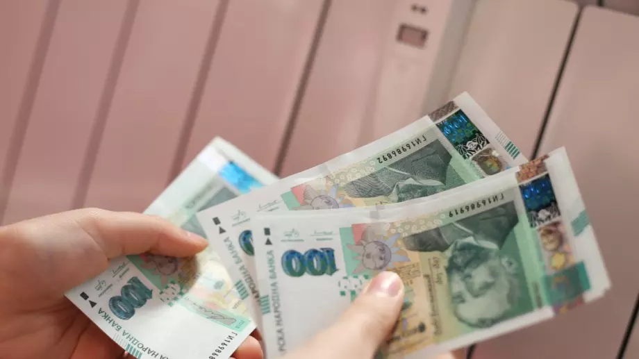 Помощите за отопление се вдигат със 100 лева, получават ги над 300 000 души