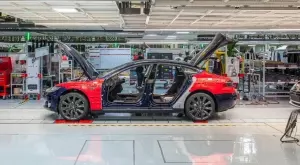 Tesla отчете рекордна печалба