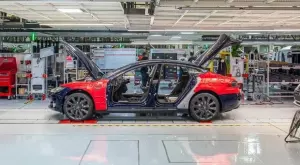 Поредни рекордни продажби и печалби на Tesla