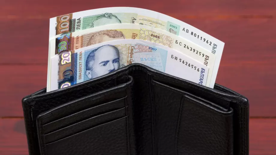 Средната пенсия се увеличава с 18%
