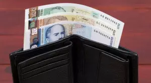 Бизнесът: Вдигане на минималната заплата ще повиши безработицата