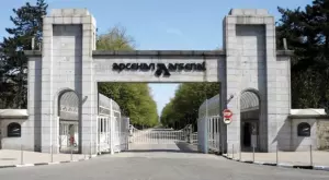 Военният завод "Арсенал" затваря врати, праща хиляди работници вкъщи