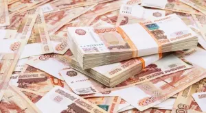 Защо парите в обращение в Русия нараснаха до рекордна стойност?