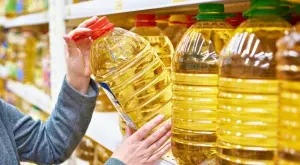 Олиото поскъпва двойно по пътя от склада до хранителния магазин