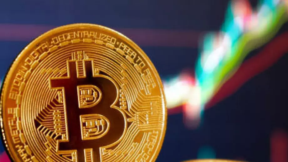 Цената на биткойна хвръкна до небесата