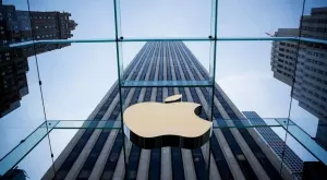 Тим Кук ще открие първите физически магазини на Apple в Индия