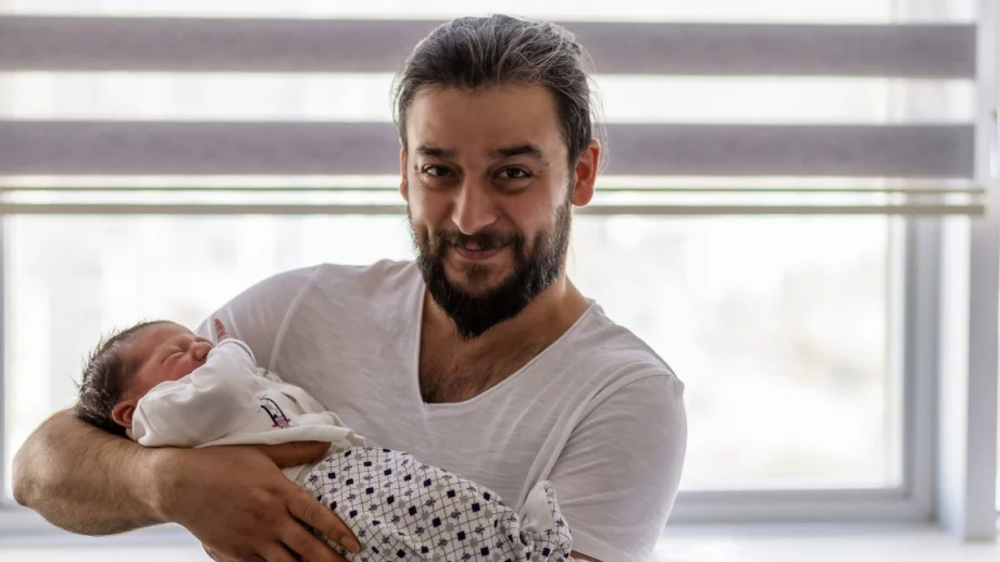 Виц на деня: Бъдещ баща пред родилното