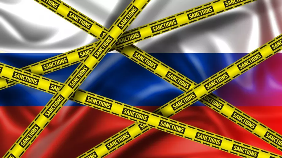 Ответен удар: Русия спира доставките на резервни части за руска техника и отнема лицензите за право на ремонт
