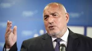 Журналист: Цените скочиха много, а медиите внушават, че спасението е в ГЕРБ и "Газпром"