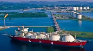 Ще ни стигнат ли 7-те танкера с втечнен газ и фалира ли "Булгаргаз"?