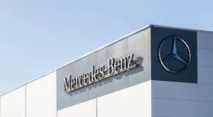 На фона на енергийната криза в Европа: Mercedes залага на вятърна енергия