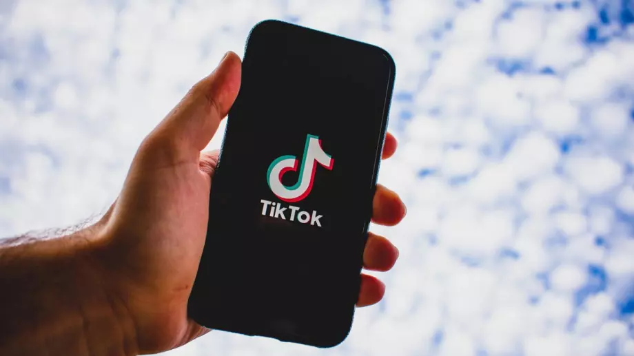 TikTok пуска рекламен продукт, който ще плаща повече на създателите на съдържание