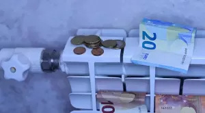 Изплащат се енергийните добавки за уязвими семейства с деца 