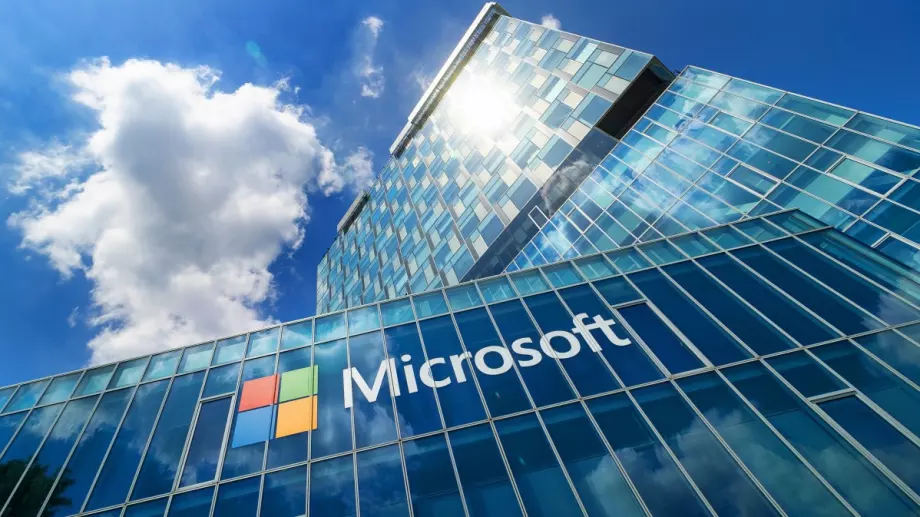 Крайно решение: Microsoft ще съкрати 10 000 служители през 2023 г.