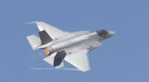 Канада купува близо 90 изтребителя F-35 в сделка за 14 милиарда долара