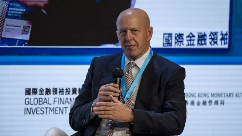 Goldman Sachs сериозно намали заплатата на изпълнителния си директор