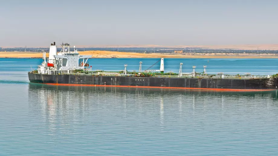 Цените на петрола скачат на фона на изостряне напрежението в Червено море