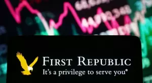 Американската банка First Republic обмисля да продаде активи до 100 млрд. долара