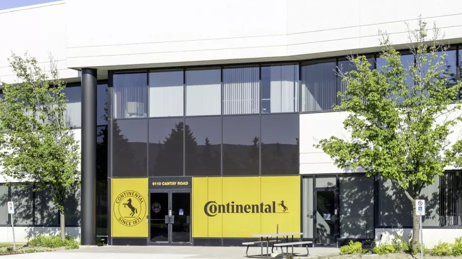 И Continental продава бизнеса си в Русия на местна компания 