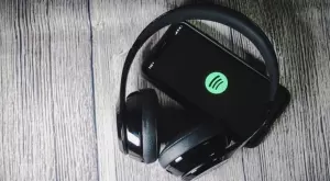 Технологичният гигант Spotify съкращава около 17% от служителите си 